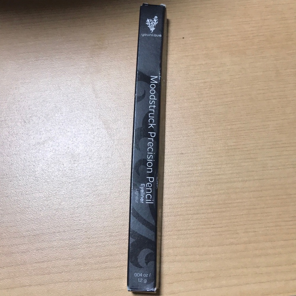 Younique Moodstruck precision pencil eye liner